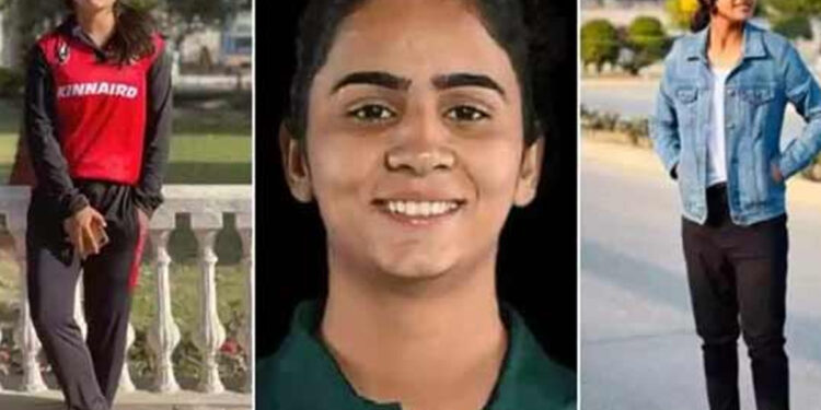 Pakistani women cricketers beat their teammate