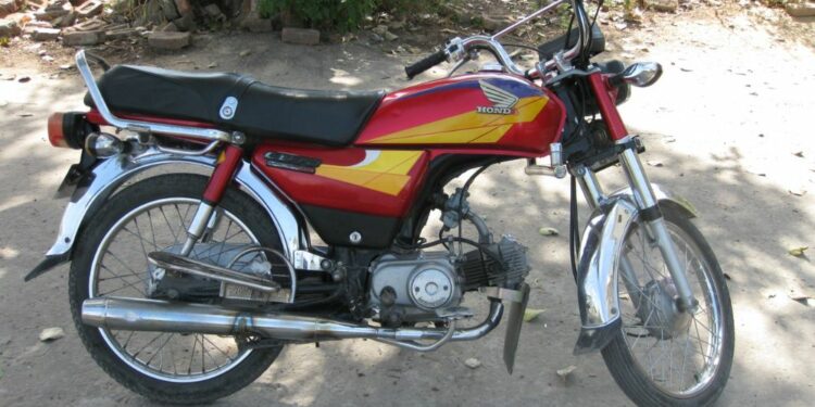 Honda CD 70 Red latest price