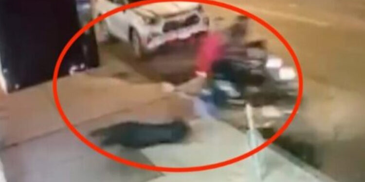 Dragged Woman Video In NYC Street Robbery: Is She Dead?