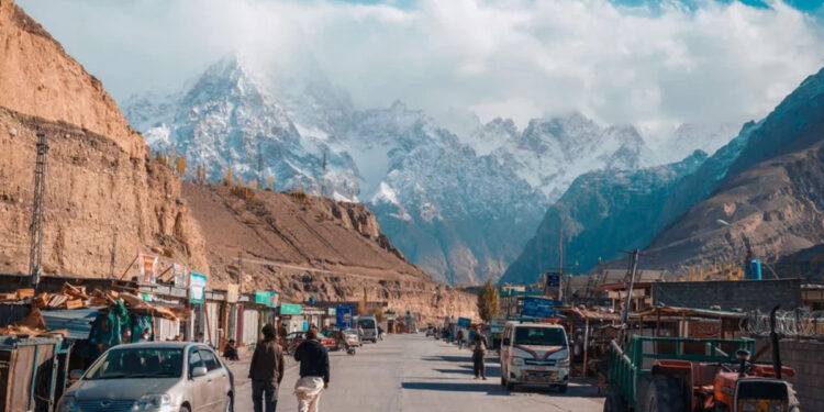 Karakoram Highway Closed: Latest Updates on Blockage & Travel Tips