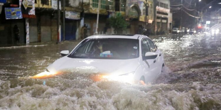 Heavy Rain in Karachi