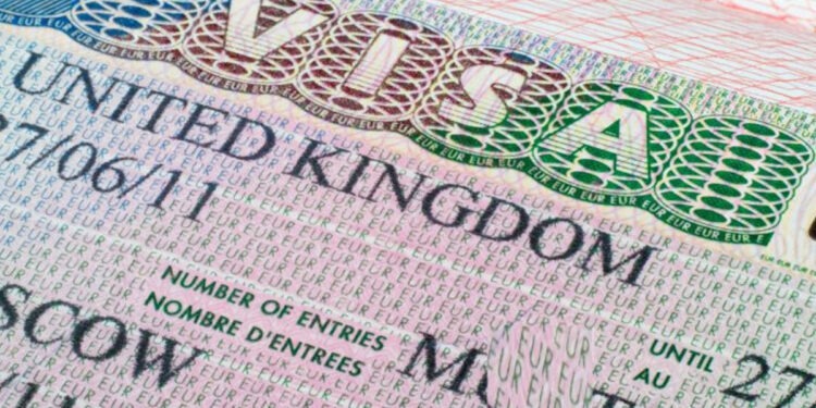 UK Standard Visit Visa Fee in Dirhams for Pakistanis in UAE [September 2024]