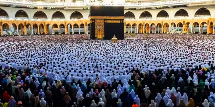 Govt Announces Major Reduction in Hajj Airfares for 2025